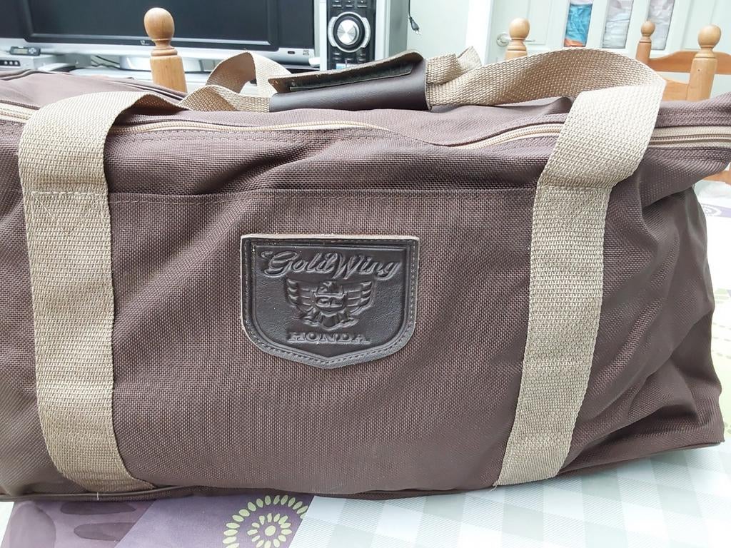 Reistas voor goldwing, Motoren, Ophalen