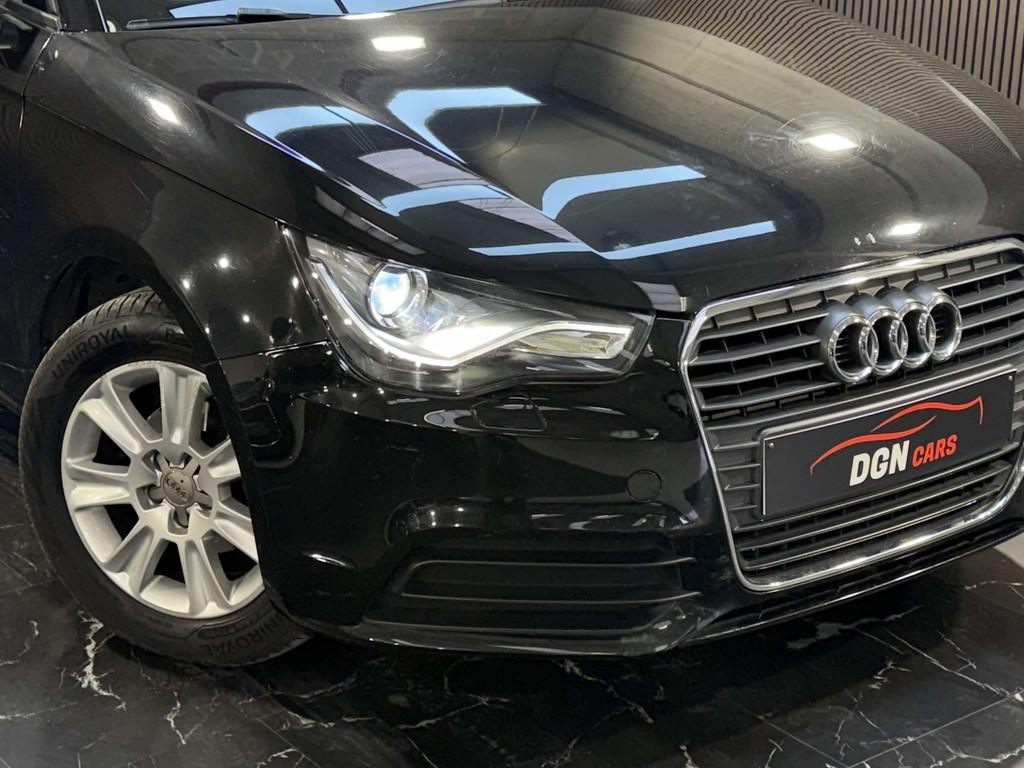 Audi A1 A1 1.6 TDi * LED + TOIT OUVRANT, Autos, Euro 5, Achat, Entreprise, Boîte manuelle