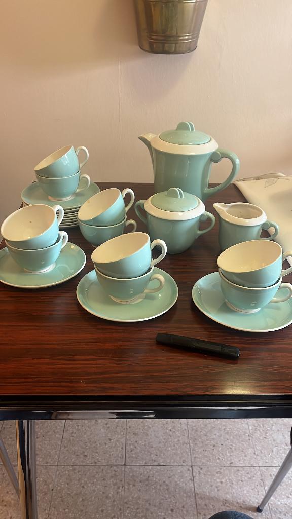 Ancien service à café semi porcelaine CERANORD, Enlèvement