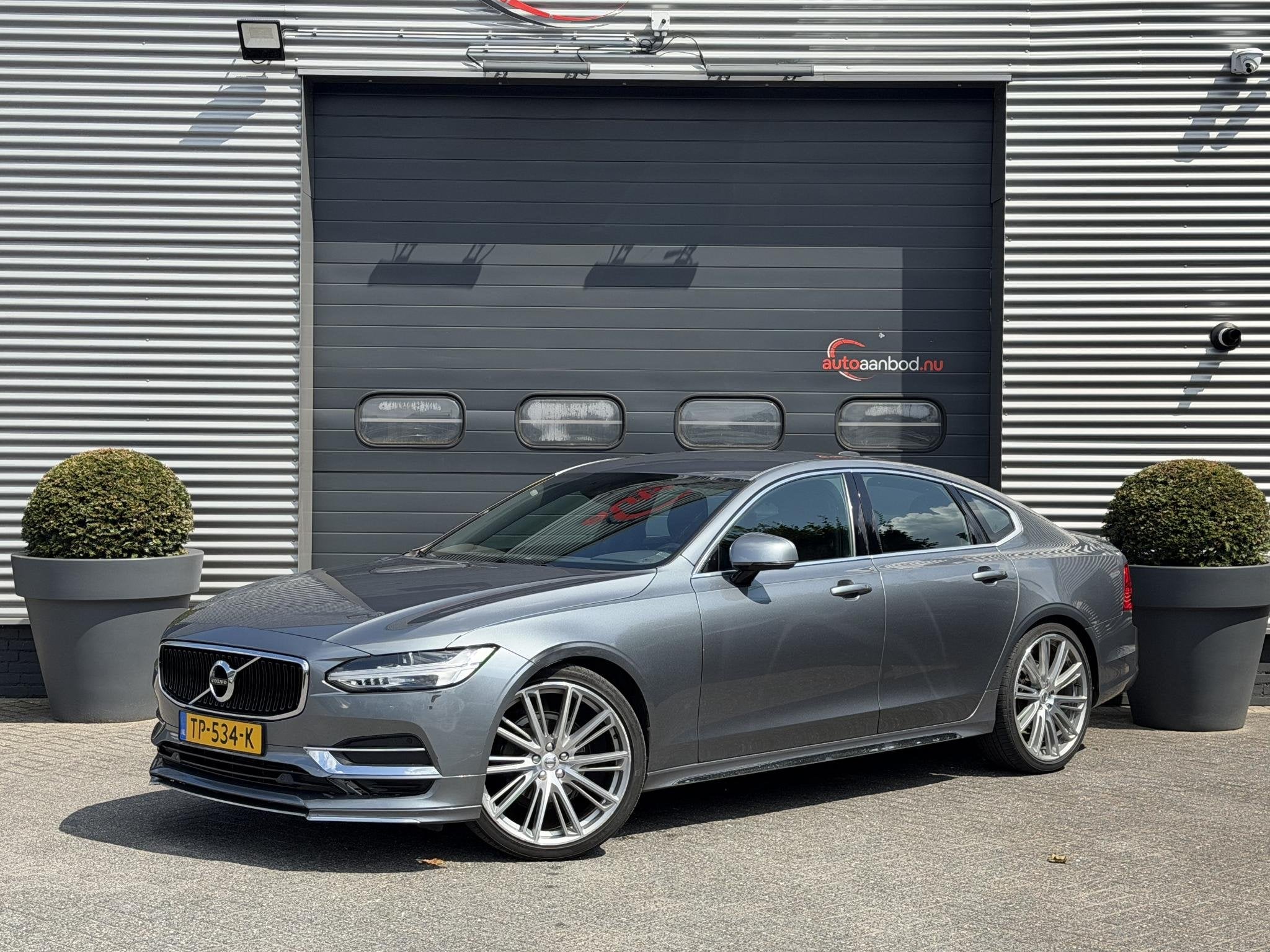 Volvo S90 2.0 D4 Momentum+ | Navigatie | Lederen Bekleding |, Auto's, Euro 6, 4 cilinders, 1969 cc, Leder