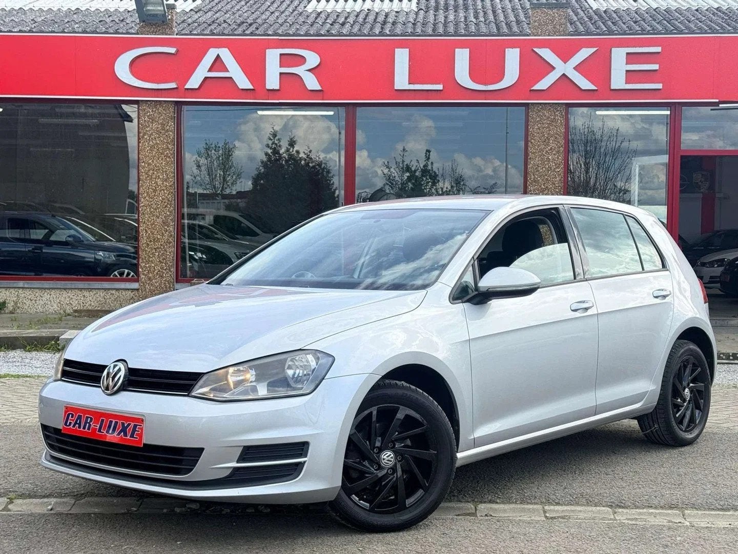Volkswagen Golf 1.2TSI 5 PORTES ESSENCE (bj 2014), Stof, Gebruikt, 63 kW, 4 cilinders