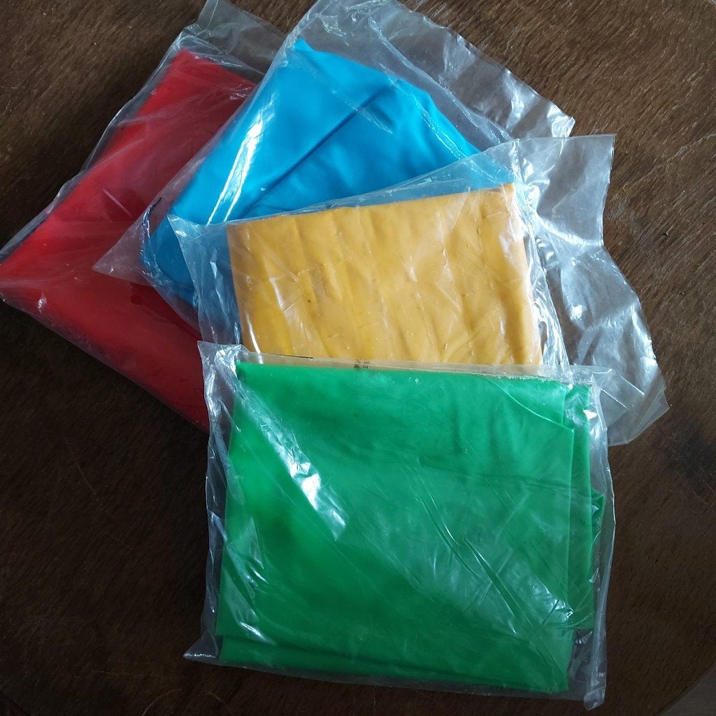 4 Kleurrijke zwembanden, Ophalen, Nieuw