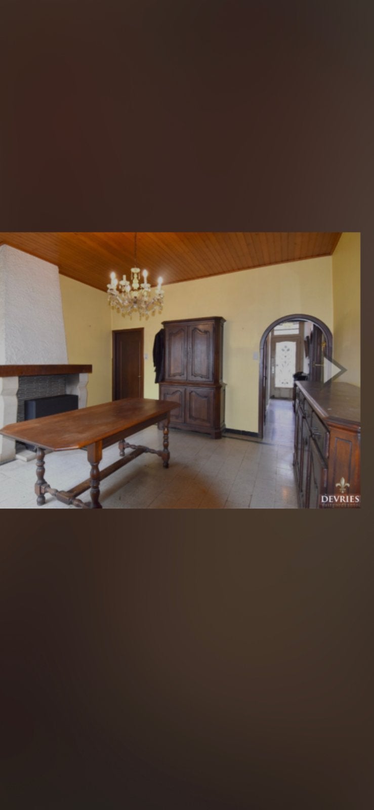 Volle eiken meubels tafel, dressoir en boekenkast, Huis en Inrichting, Ophalen, Gebruikt, Eikenhout, Landelijk