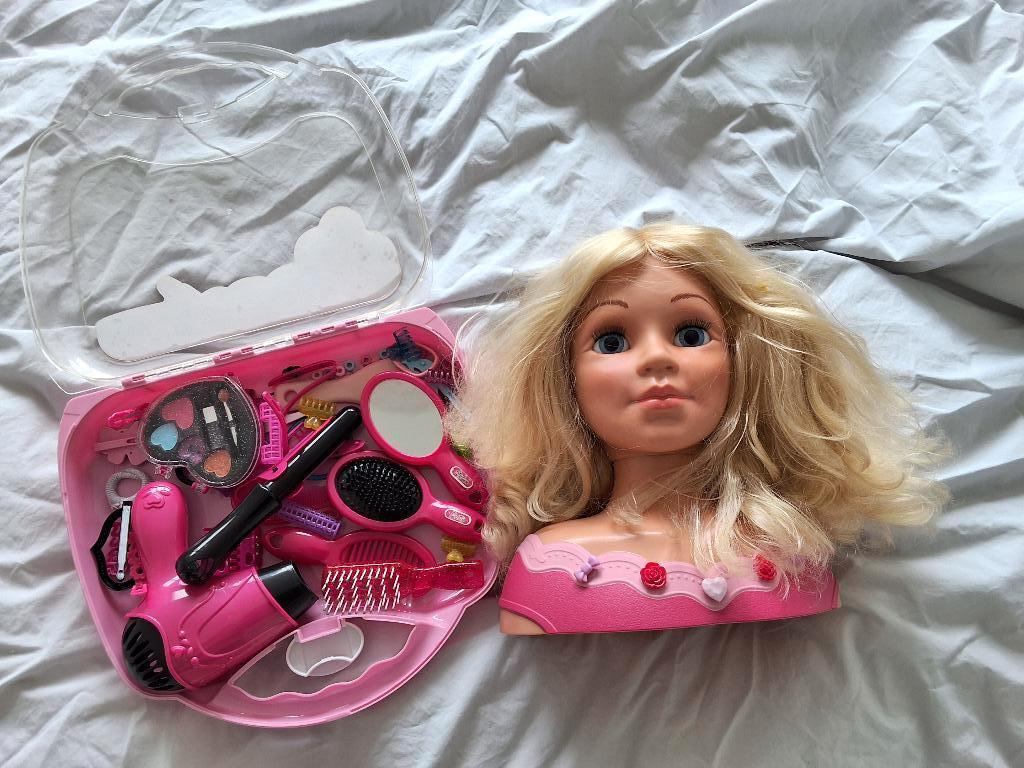 Kaphoofd met accessoires, Kinderen en Baby's, Speelgoed | Poppen, Ophalen, Zo goed als nieuw, Overige typen