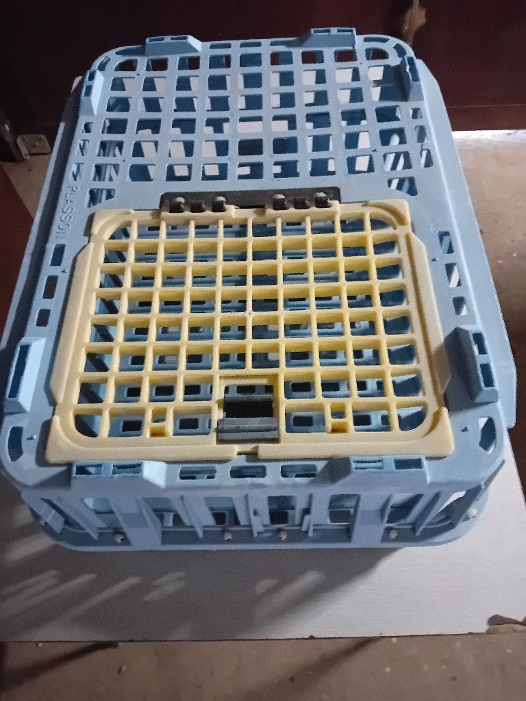 44 x TRANSPORTKIST  -KRAT -BAK  -BOX voor o.a. PLUIMVEE, Dieren en Toebehoren, Ophalen, Gebruikt, Overige typen