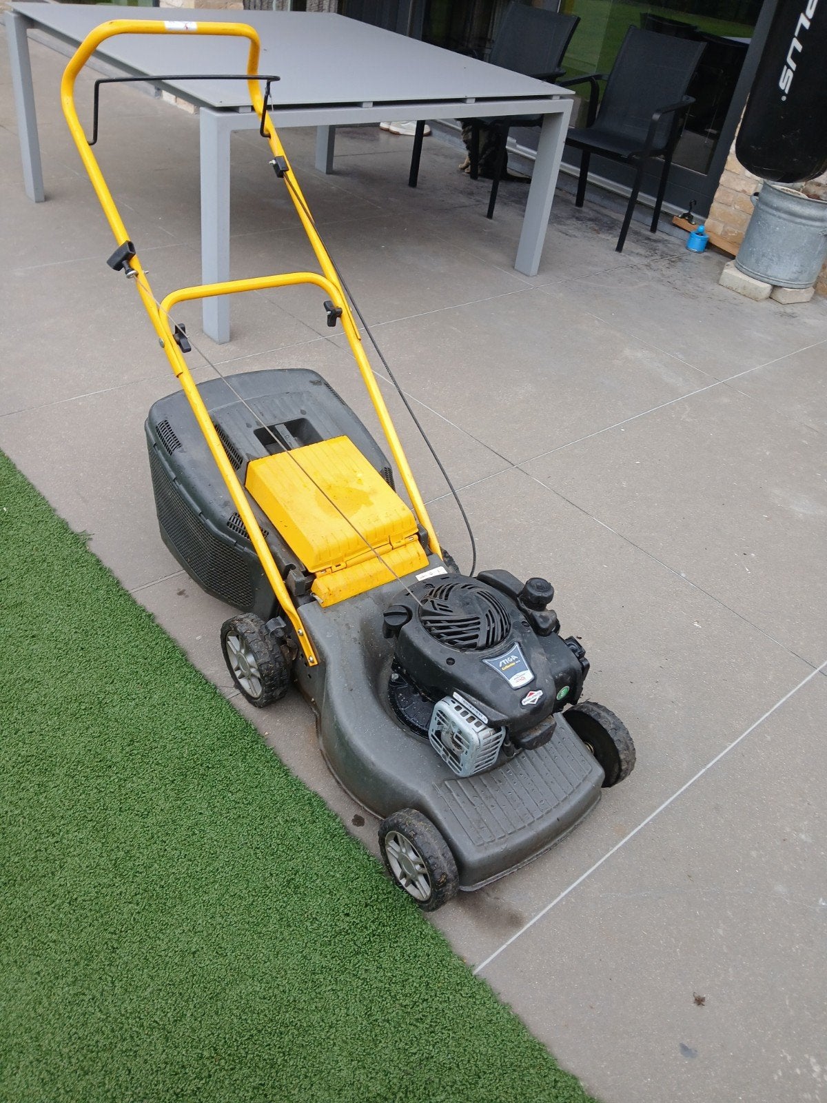 stiga grasmaaier met briggs&stratton motor te koop, Ophalen