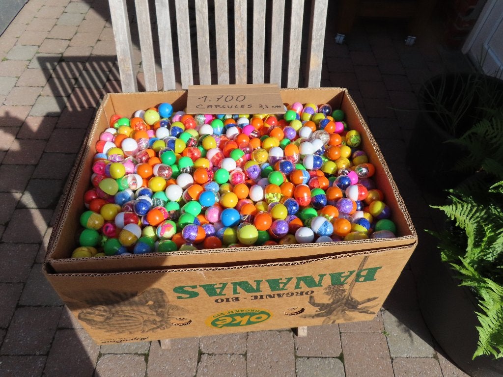 Kauwgomballen automaat capsules lot   van 1700 stuks, Ophalen, Nieuw