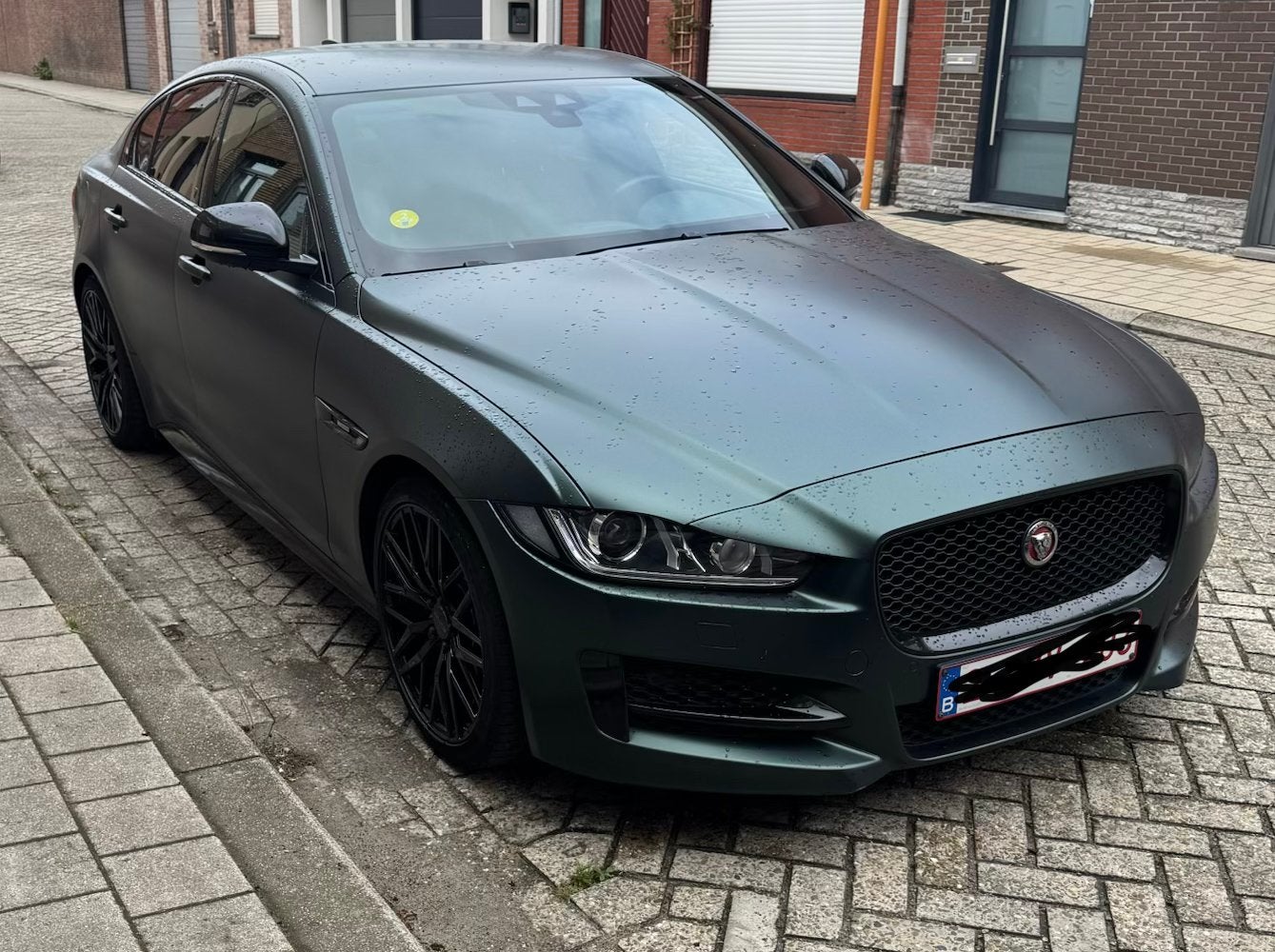 jaguar xe, Autos, Jaguar, Particulier, XE, ABS, Caméra de recul, Airbags, Air conditionné, Alarme, Climatisation automatique, Phares Bi-Xénon