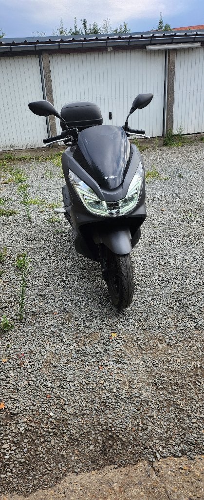 honda pcx 125 cc, 4 cilinders, Gebruikt, Particulier, 125 cc