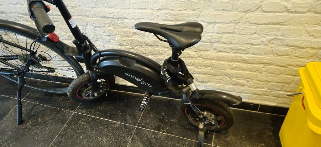 Elektrische step voor onderdelen, Fietsen en Brommers, Ophalen, Gebruikt, Elektrische step (E-scooter)