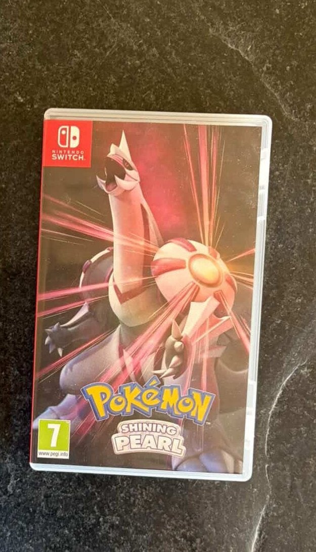 Pokemon shining pearl game, Games en Spelcomputers, Ophalen of Verzenden, Zo goed als nieuw