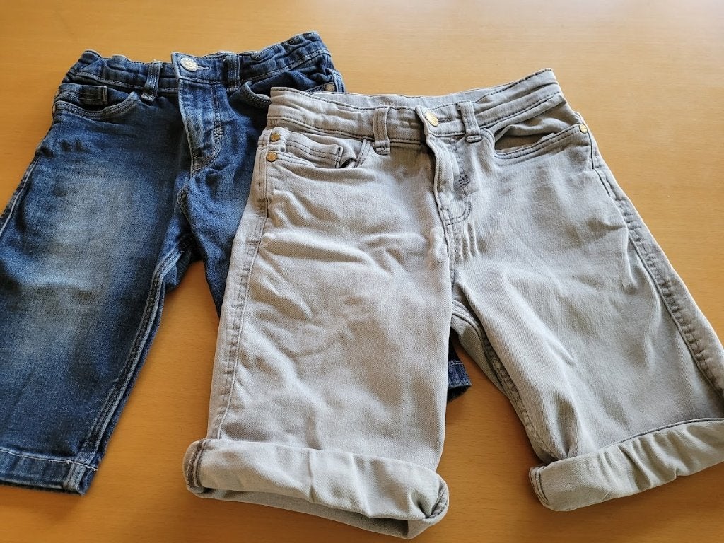 lot de shorts 128, Enlèvement ou Envoi, Comme neuf, Garçon, Pantalon