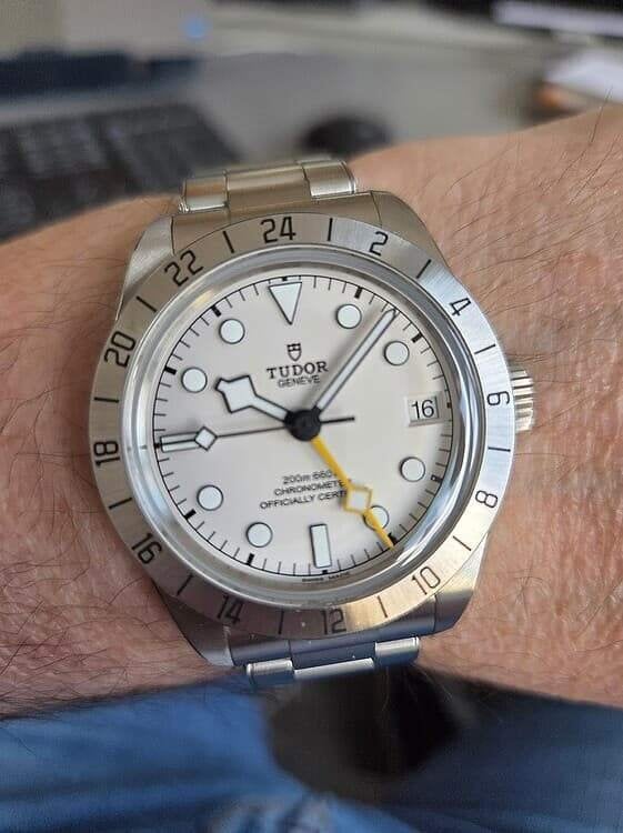 Tudor Black Bay Pro Opaline (05/2026), Bijoux, Sacs & Beauté, Autres marques, Enlèvement ou Envoi, Acier, Acier