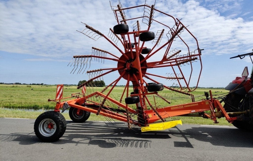 niemeyer twin 850 vs, Ophalen, Veehouderij, Weidebouw