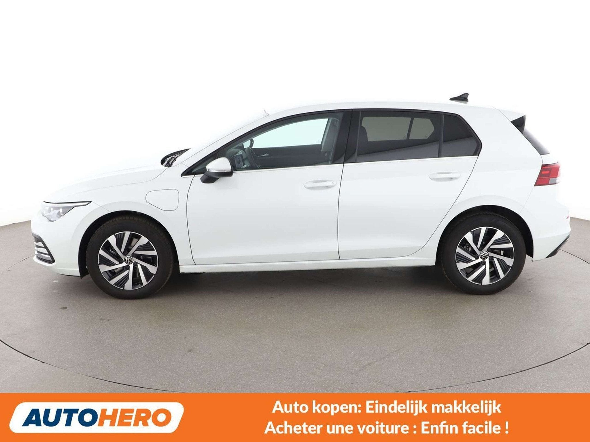 Volkswagen Golf 1.4 eHybrid Style (automatique), Autos, 1395 cm³, Achat, Euro 6, Noir