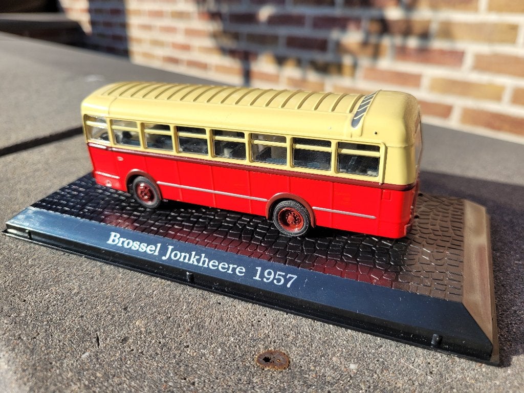 Miniatuur autobus, Ophalen of Verzenden, Zo goed als nieuw, Auto's