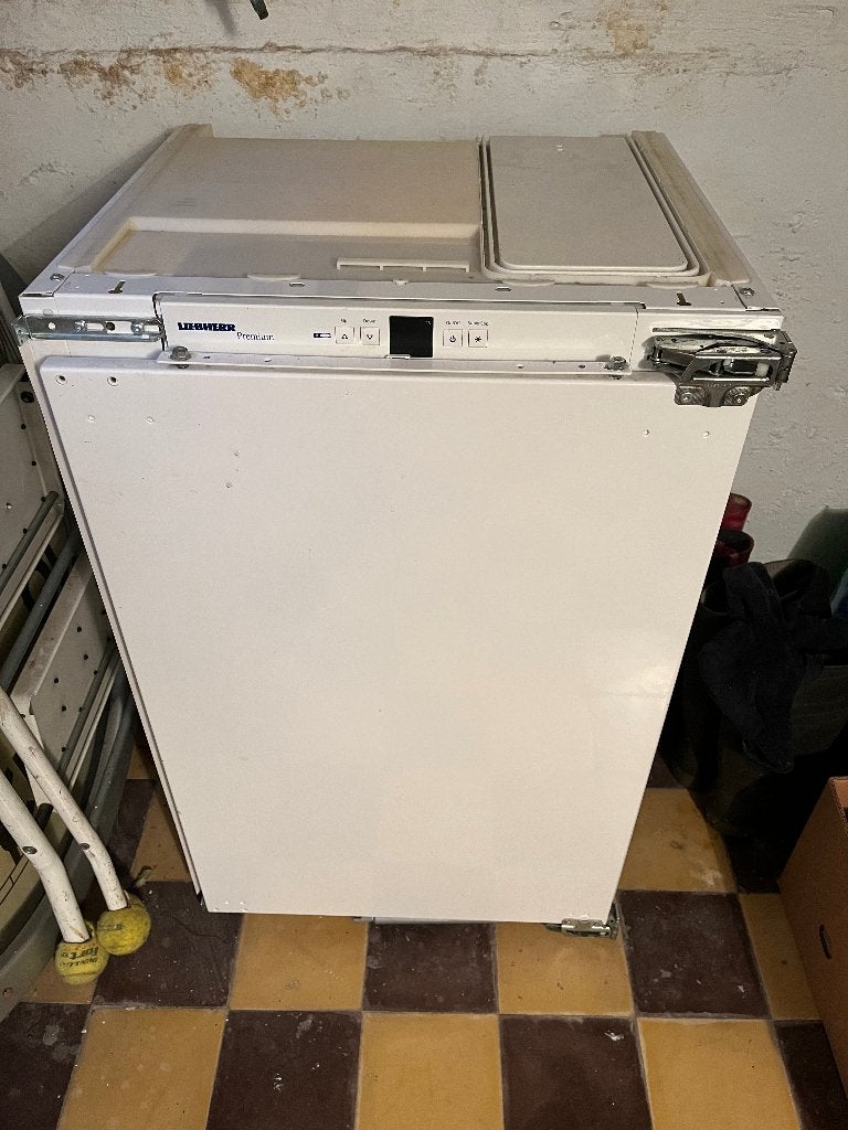inbouwkoelkast, Elektronische apparatuur, Zonder vriesvak, Energieklasse A of zuiniger, 45 tot 60 cm, Ophalen