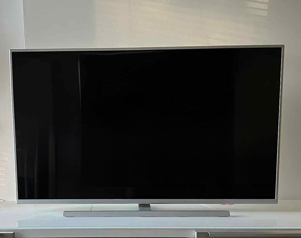Philips 43” 4K Smart TV – Ambilight 3-zijdig – 43PUS6804/12, Ophalen, Philips, LED, Zo goed als nieuw