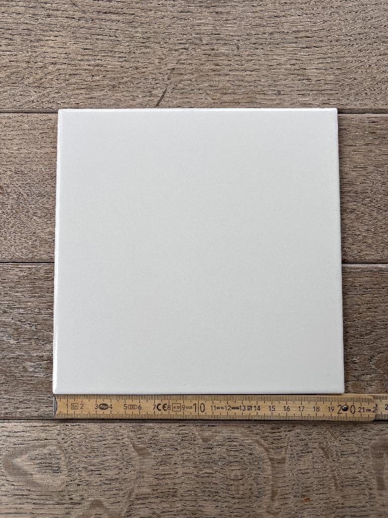 Witte wandtegels glad 20x20, Ophalen, Zo goed als nieuw, 20 tot 40 cm, 10 m² of meer