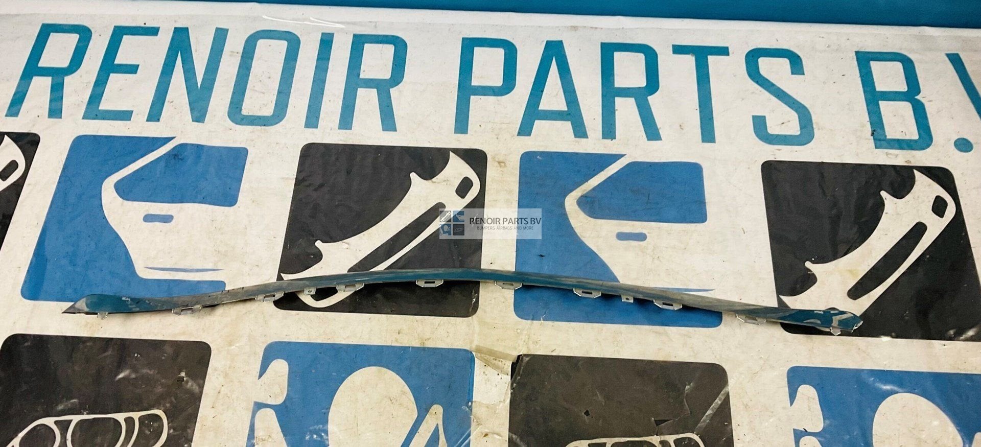 Grill bumper strip Mercedes E W212 A2128852474 Rooster 2-B8-, Gebruikt, -, -, Ophalen of Verzenden