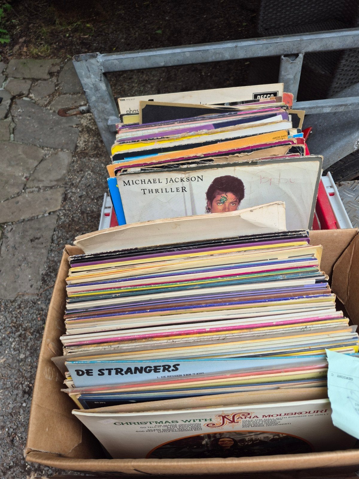Bak met lp's, Ophalen