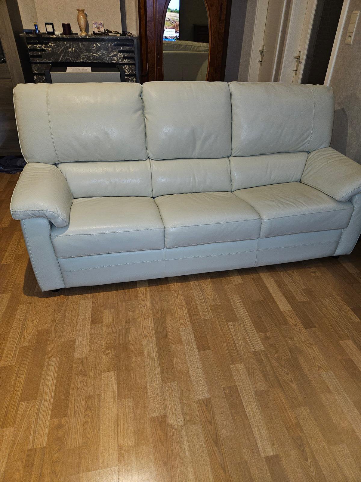 GRATIS SOFA IN ZEER GOEDE STAAT 3 ZIT, Huis en Inrichting, Ophalen, Zo goed als nieuw