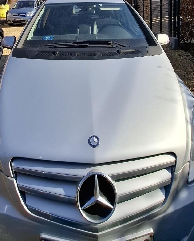 Vente Mercedes Benz 180 CDI, Autos, Mercedes-Benz, Achat, Boîte manuelle, Particulier, Cuir et Tissu