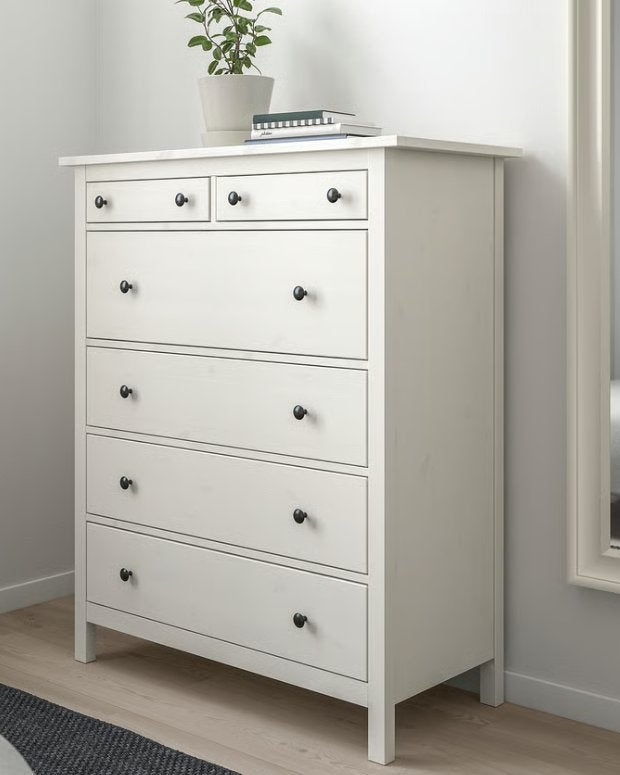 Armoire HEMNES à 6 tiroirs, blanc teinté, 108x131 cm, Maison & Meubles, Armoires | Commodes, 25 à 50 cm, 5 tiroirs ou plus, Comme neuf