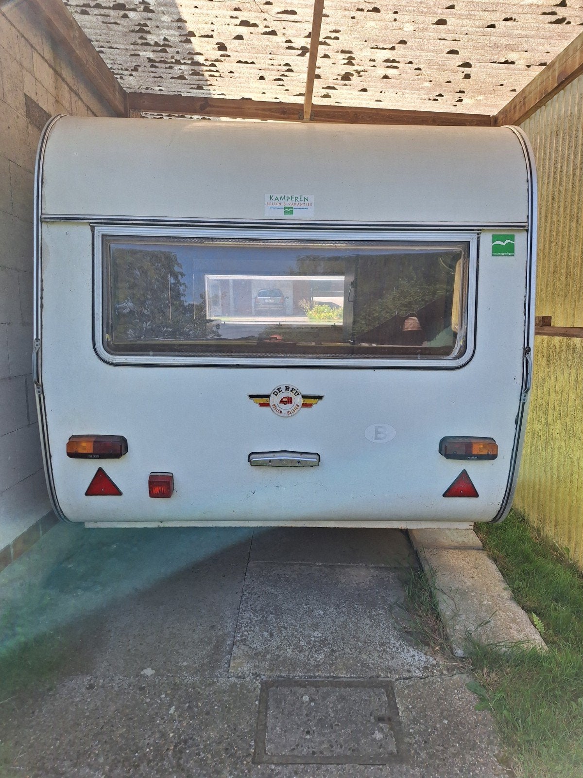 Te koop: caravan De Reu 330 V, Caravanes & Camping, Caravanes, Jusqu'à 4 m, Particulier, Lit transversal, 500 - 750 kg
