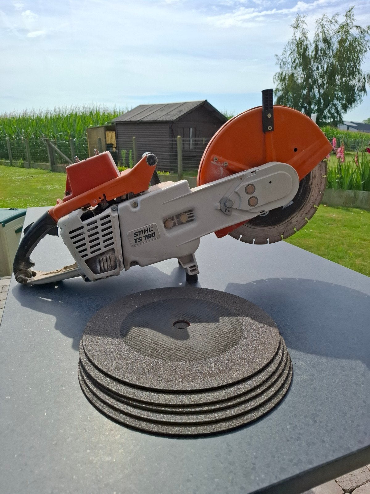STIHL TS 760 professionele benzine doorslijper.
Een krachtig, Doe-het-zelf en Bouw, Gereedschap | Schuurmachines, Ophalen