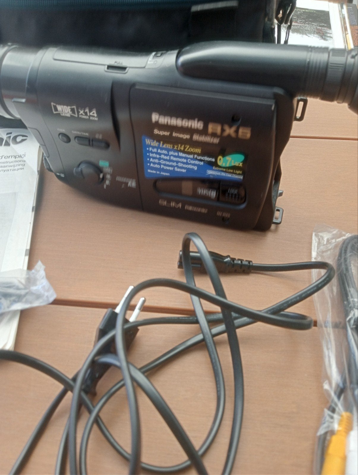 Panasonic RX5 AVEC ACCESSOIRES, TV, Hi-fi & Vidéo, Caméscopes analogiques, Caméra, Enlèvement