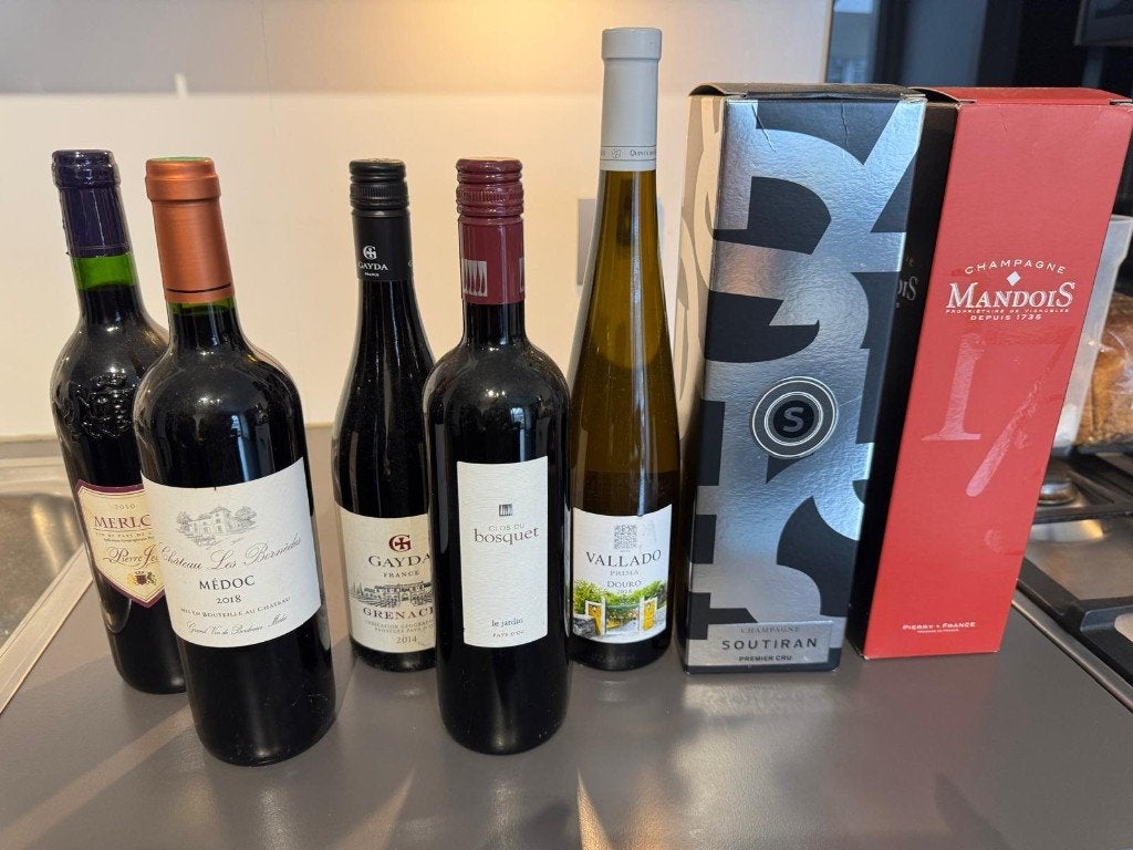 Allerlei wijnen (1 lot), Enlèvement