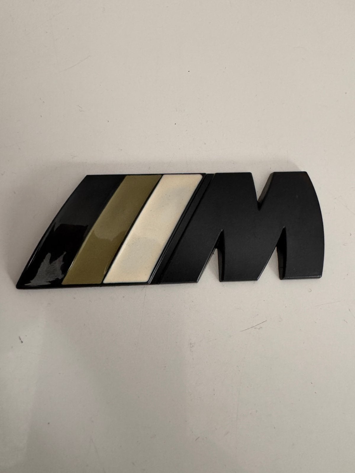 Bmw M logo, Ophalen