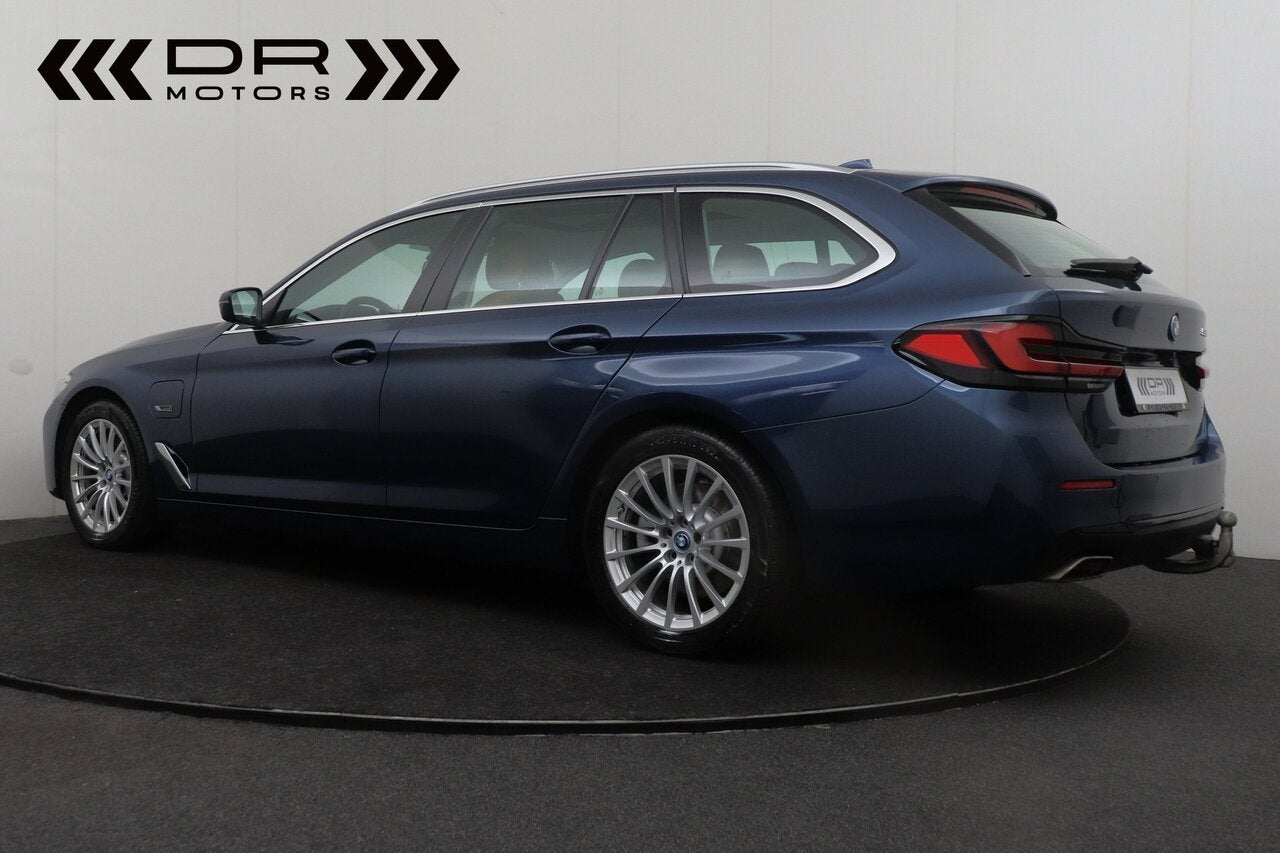 BMW 520 e PLUG IN HYBRIDE - APPLE CARPLAY ANDROID PANO - TR, Auto's, 1998 cc, 0 min, Euro 6, 5 deurs