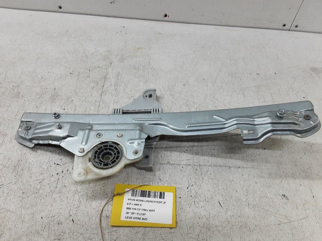 RAAMMECHANIEK RECHTS VOOR Hyundai Kona (OS), Hyundai Motor Deutschland GmbH, Gebruikt, Kaiserleipromenade 5
63067  Offenbach am Main, DE