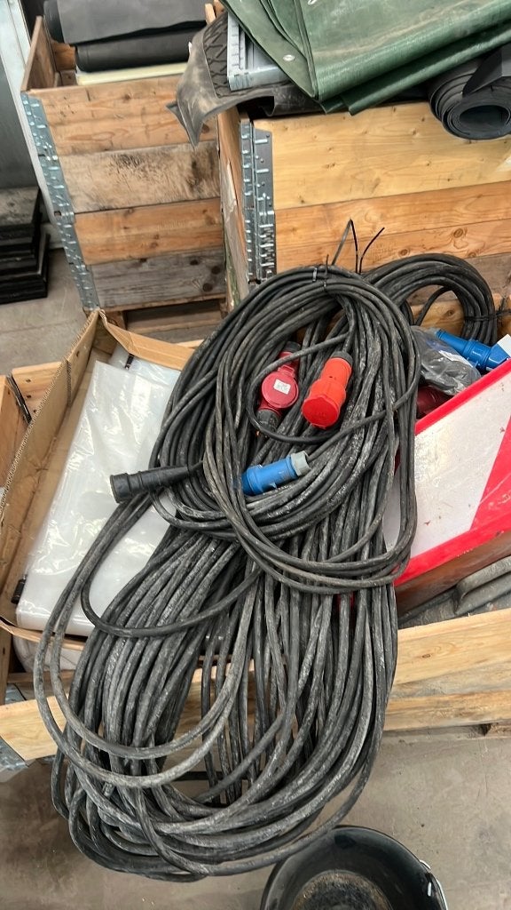 Industriële verlengkabels 16A 3x400+N, Ophalen, Zo goed als nieuw