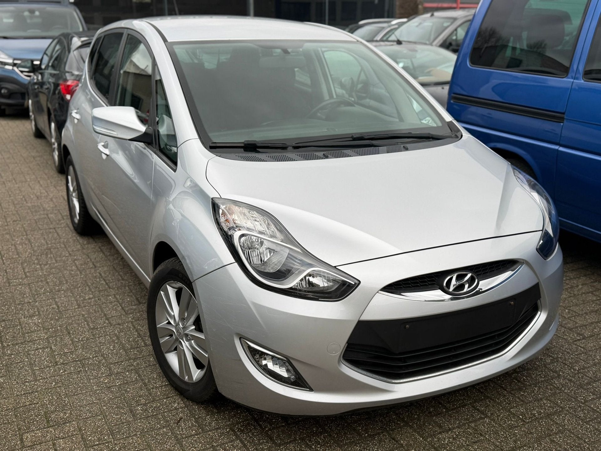 HYUNDAI, Autos, Hyundai, Achat, Entreprise, 65 kW, Boîte manuelle