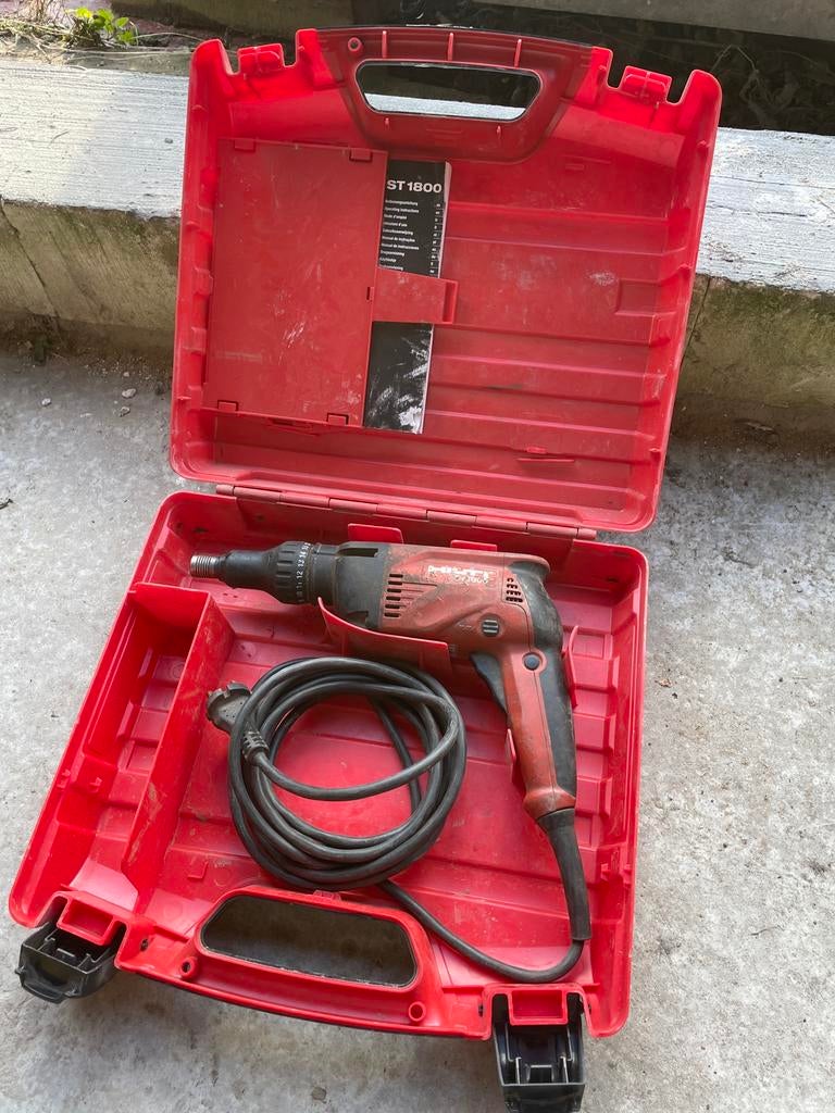 Hilti schroefmachine, Doe-het-zelf en Bouw, Ophalen, Zo goed als nieuw