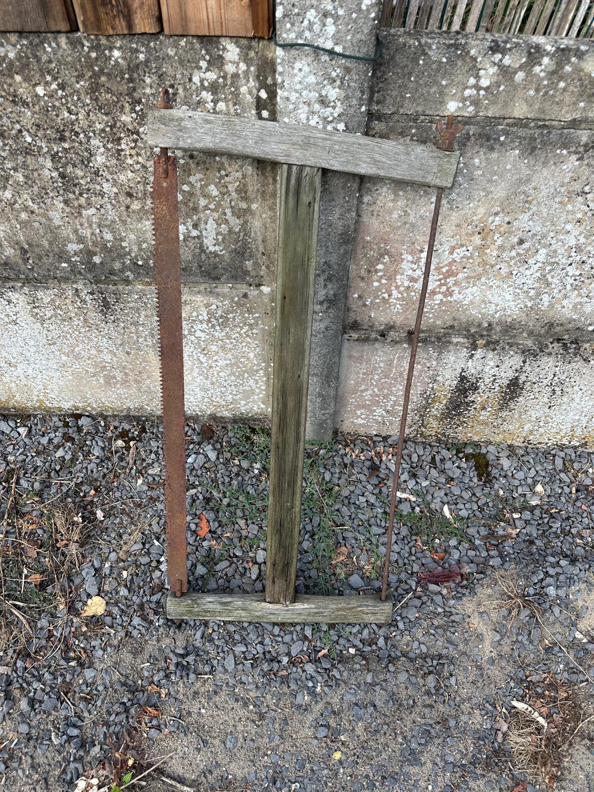 Ancienne scie à cadre à main bois antiquité rouillée, Enlèvement
