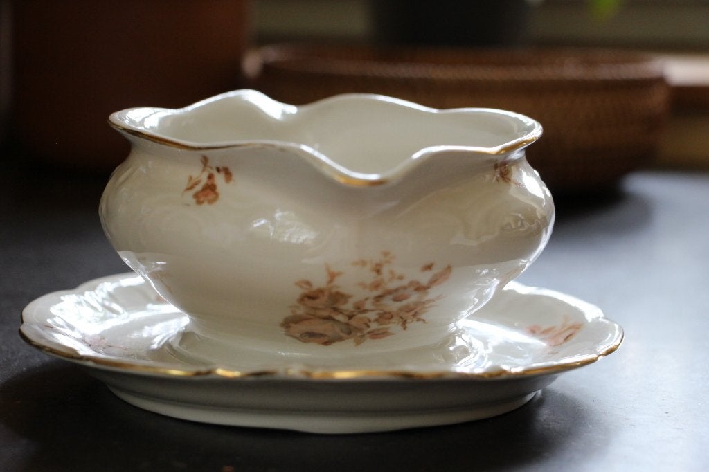 Saucière ancienne en porcelaine fine KPM Poland, Antiquités & Art, Enlèvement
