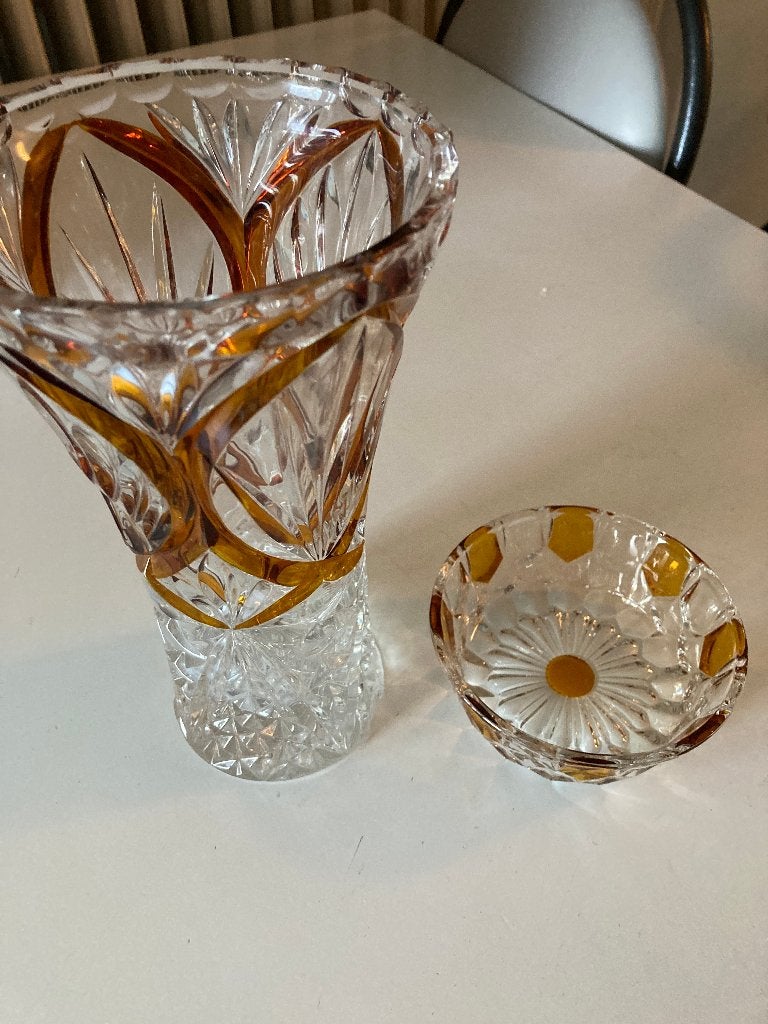 vaas in kristal bewerkt  hoogte 24cm  VSL, Antiek en Kunst, Ophalen of Verzenden