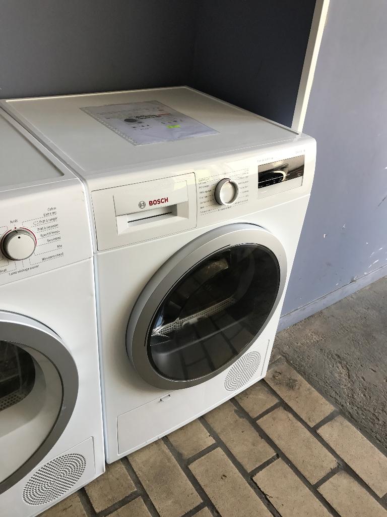 Garantie 1an Bosch Séchoir Série 4 Pompe à chaleur 8kg A++, Enlèvement, Comme neuf, Séchoir à linge