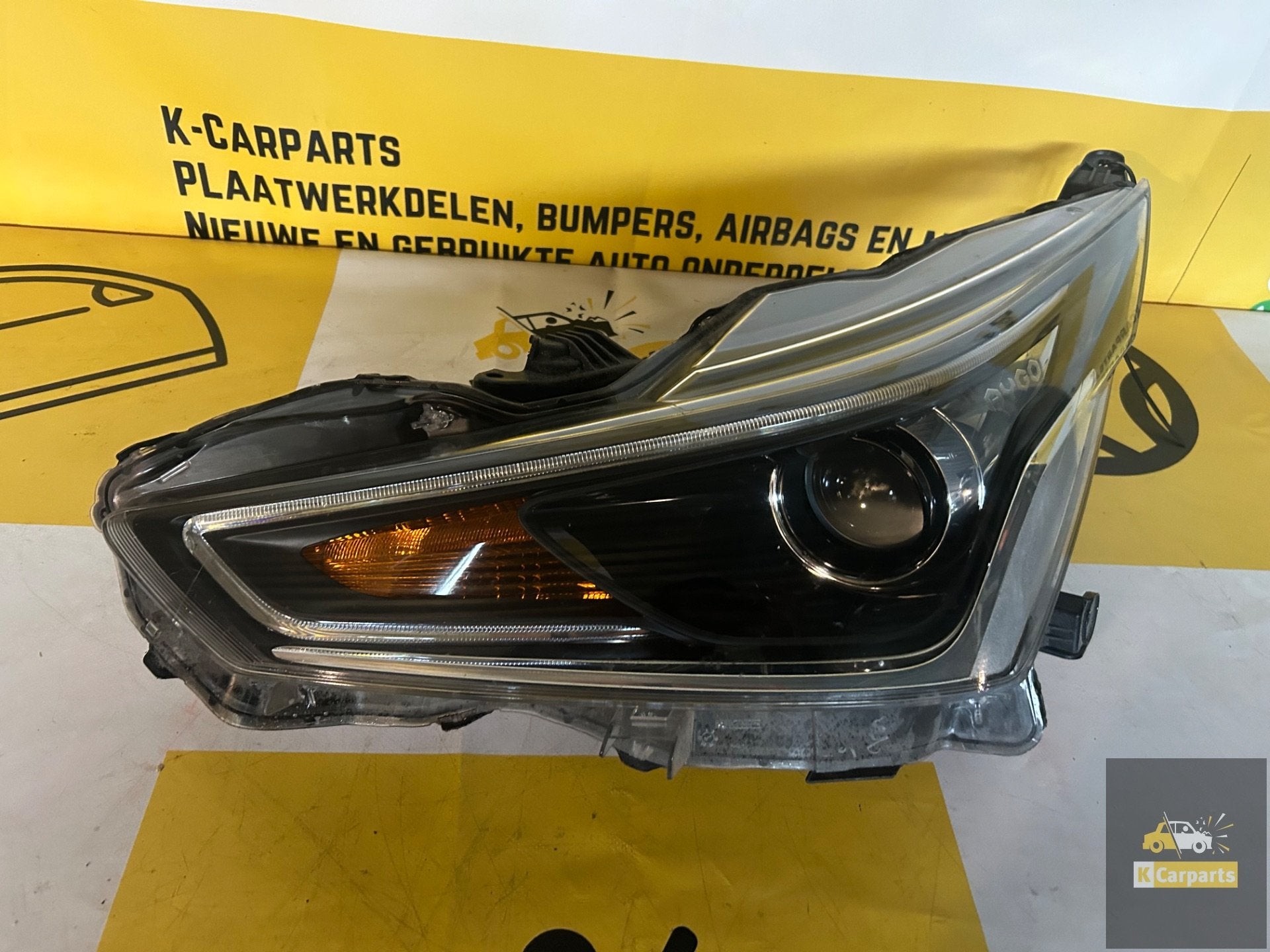 Toyota Aygo Facelift Links voor Koplamp 17-2023 origineel, Info@fabrikant.eu, Fabrikantstraat 1
1000 AA  Amsterdam, NL, Toyota