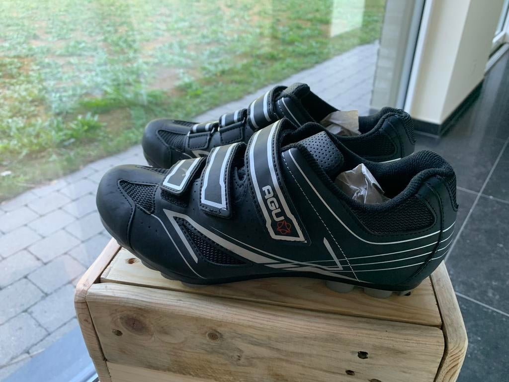AGU Fietsschoenen maat 42, Fietsen en Brommers, Ophalen, Nieuw, Schoenen
