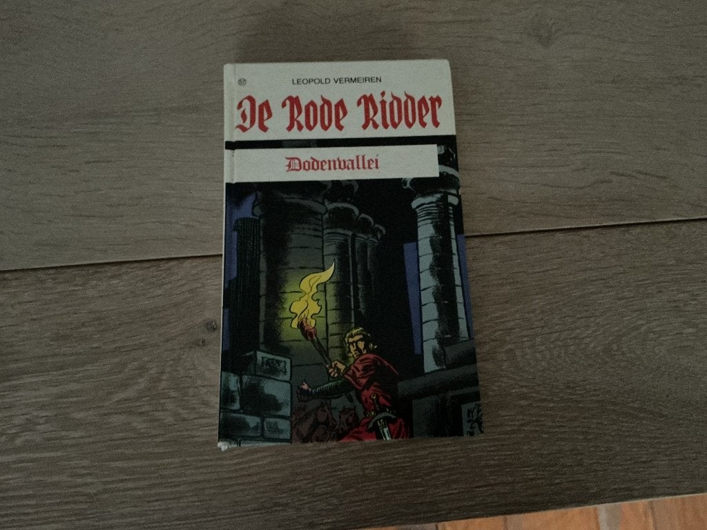 De rode ridder dodenvallei, Boeken, Gelezen, Vermeiren Leopold, Ophalen of Verzenden, Fictie