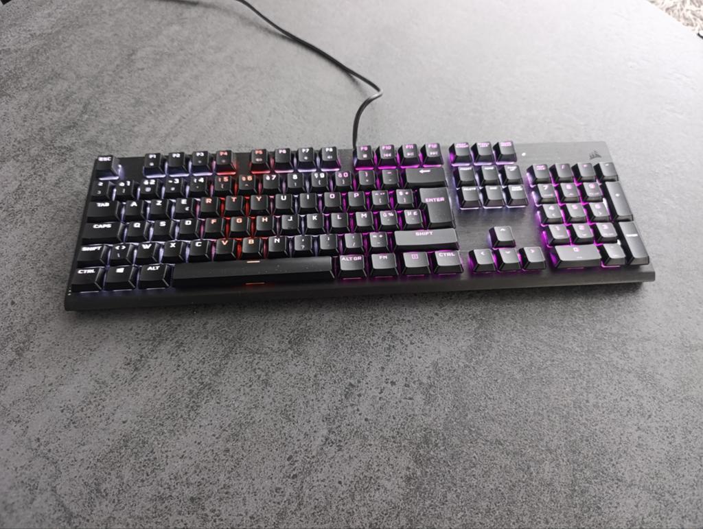 Corsair K60 RGB PRO Low Profile AZERTY - Excellent état, Computers en Software, Toetsenborden, Ophalen, Gaming toetsenbord, Azerty