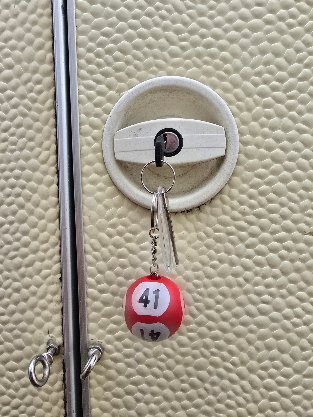 Trekcaravan in snelverkoop " bieden" zelf op te halen !!!, Entreprise