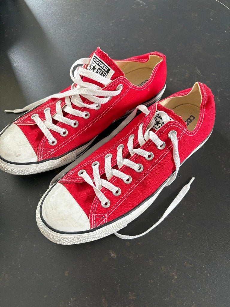 Converse All-Stars Rood - Maat 44 (UK 10), nieuwstaat, Kleding | Heren, Schoenen, Overige kleuren, Ophalen of Verzenden, Zo goed als nieuw
