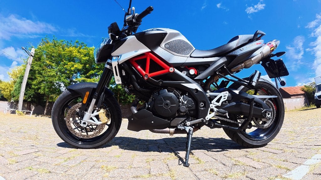 Aprilia Shiver 900(2017)ABS-Akrapovic Quickshifter — 13 360, Motos, Permis Moto A, ABS, Occasion, Plus de 35 kW