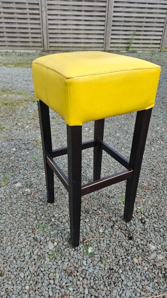 14 horeca cafe bistro krukken lisa hout bruin yellow leer, Huis en Inrichting, Barkrukken, Ophalen of Verzenden, Leer